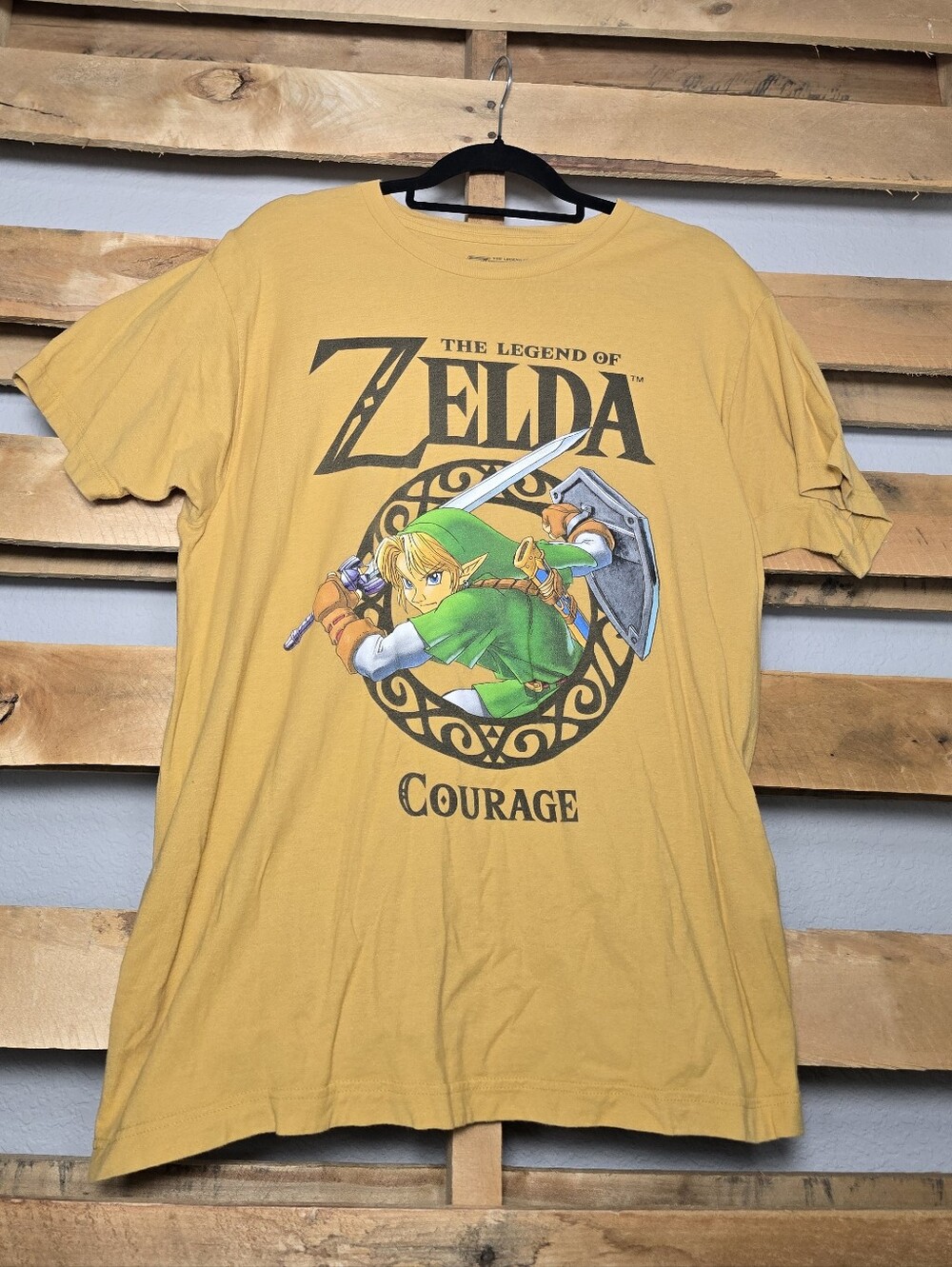Nintendo The Legend of Zelda Graphic Tee - Mustard Size:L